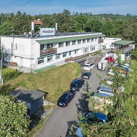 Penzion Kozi Horka U Brnenske Prehrady Brünn Exterior foto