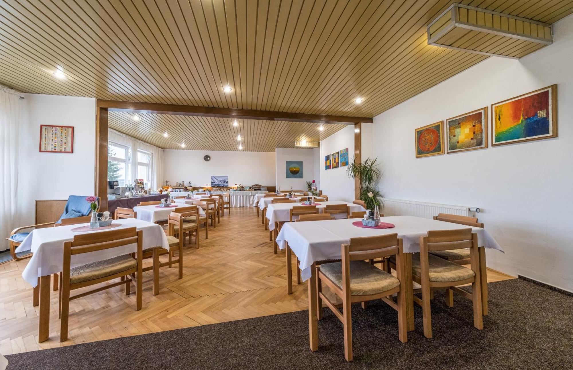 Penzion Kozi Horka U Brnenske Prehrady Brünn Exterior foto